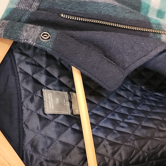 GAP Cropped Plaid Jacket - Picture 9 of 9